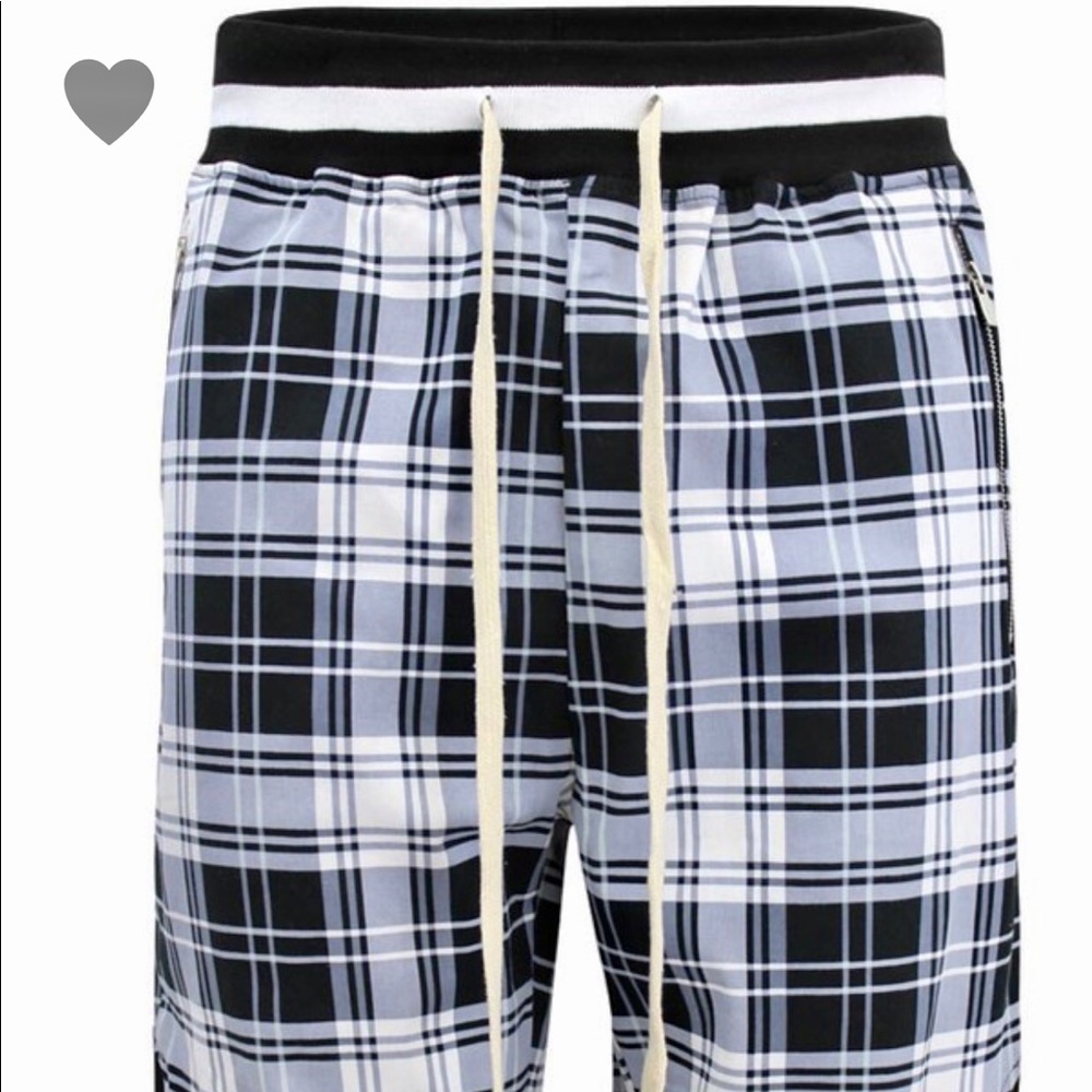 I.T.’s bold Plaid Blue Basketball Shorts